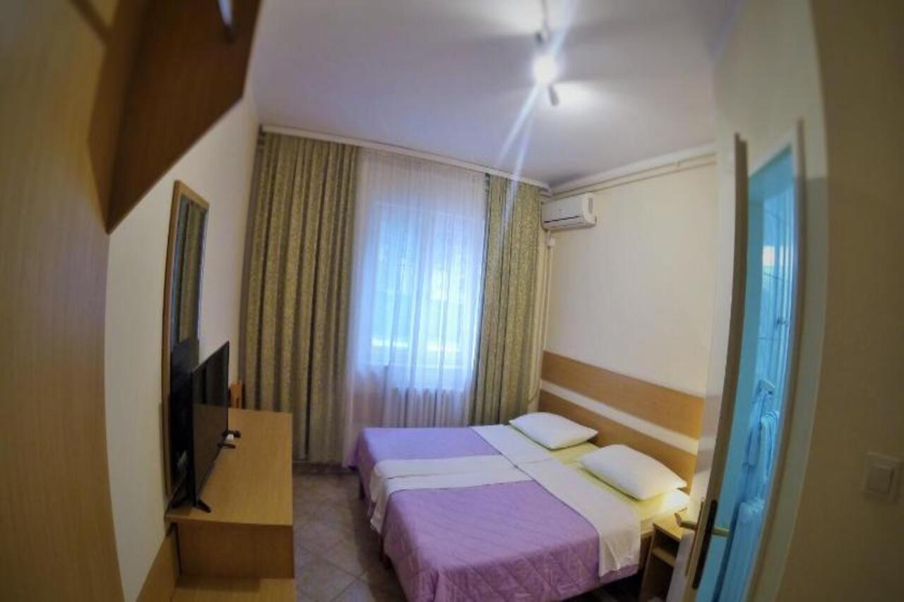 B&B Villa Evandjelina Sremska Kamenica Εξωτερικό φωτογραφία